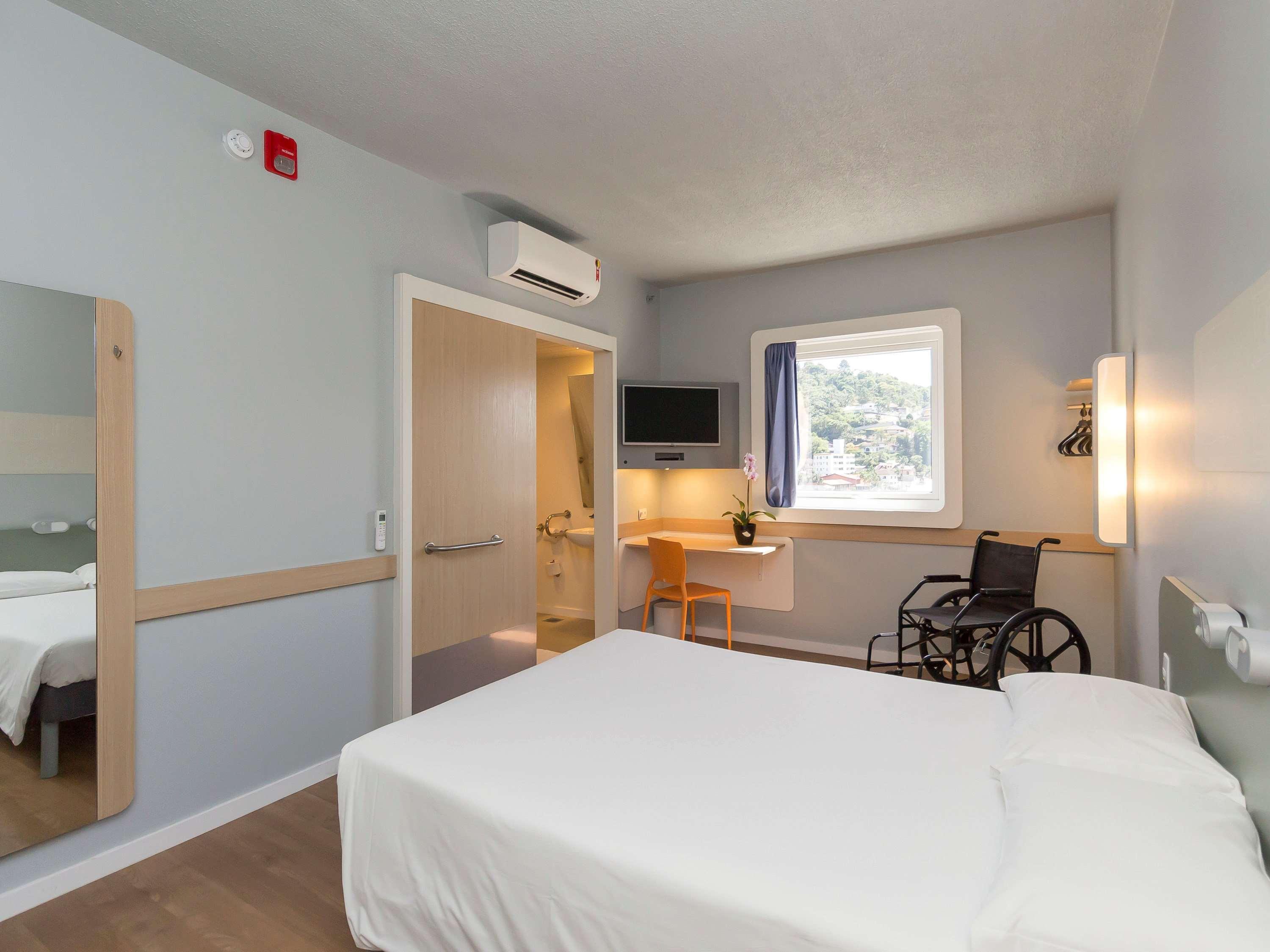Ibis Budget 브루메나우 외부 사진